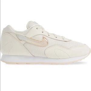 NIB Nike Beige/off-white Sneakers